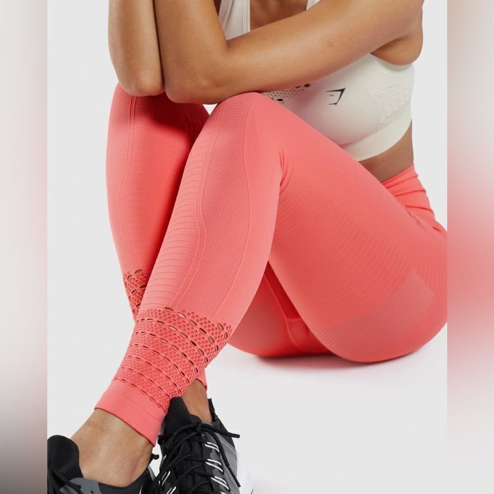 GYMSHARK ENERGY SEAMLESS LEGGINGS Size S - Picture 5 of 9